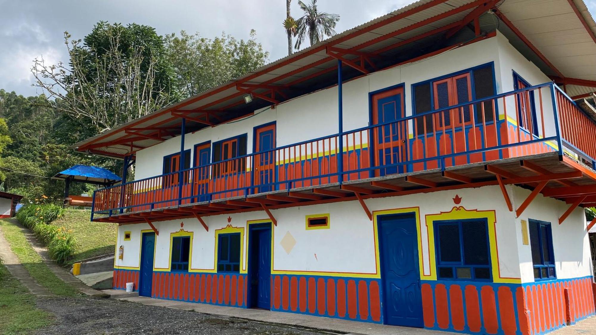 Brisas Del Rio Salento Guest House ภายนอก รูปภาพ